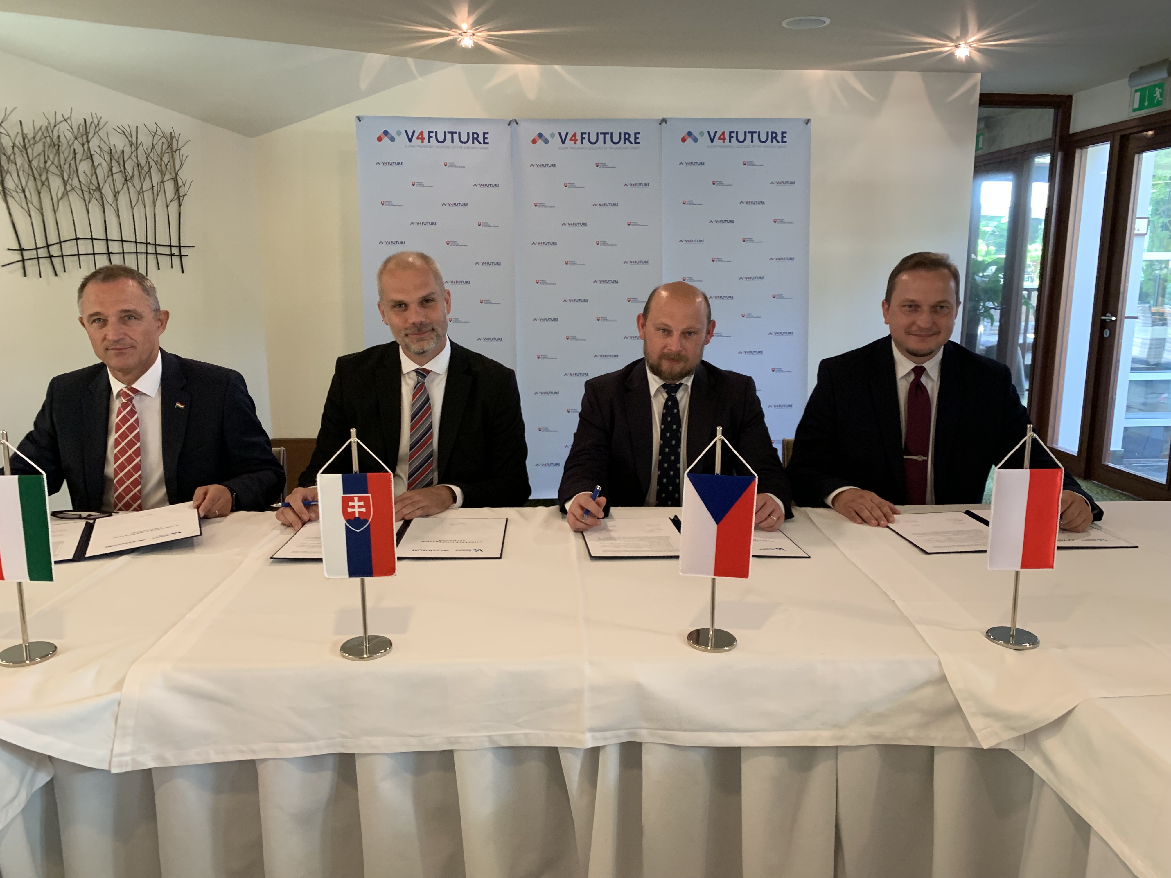 Signature of the V4 Defence Cooperation Mechanism