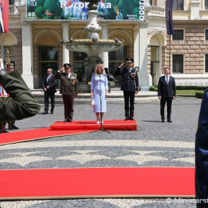 Vojaci vypálili 20 delostreleckých sálv pri príležitosti inaugurácie novej prezidentky SR a hlavnej veliteľky Ozbrojených síl SR