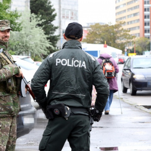 Na bezpečnosť počas majstrovstiev sveta v hokeji dohliadalo viac ako 600 vojakov a vojenských policajtov