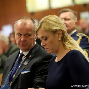 Minister obrany Peter Gajdoš sa vo Francúzsku zúčastňuje na medzinárodnej vojenskej púti