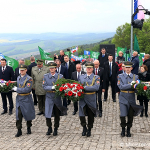 Minister Gajdoš vzdal gen. Štefánikovi hold s rezortnými kolegami z Francúzskej a Českej republiky