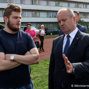 Branné súboje preverili fyzickú pripravenosť aj vedomosti študentov z Trenčianskeho kraja