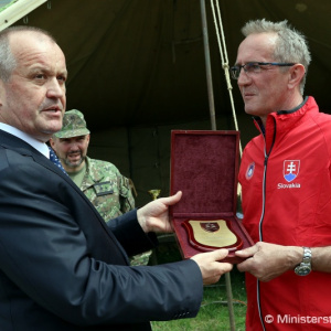 Branné súboje preverili fyzickú pripravenosť aj vedomosti študentov z Trenčianskeho kraja