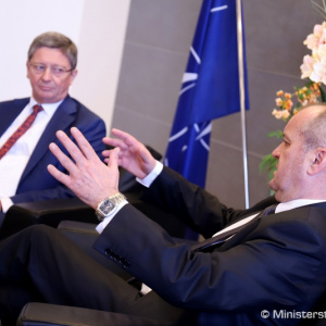 Minister Gajdoš rokoval s generálnym manažérom NATO agentúry NSPA Petrom Dohmenom