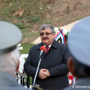 Minister obrany P. Gajdoš si na obnovenom vojnovom cintoríne v Kubrej uctil obete 1. svetovej vojny