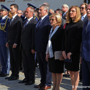 Obete holokaustu si uctil aj minister obrany Peter Gajdoš