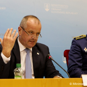Ministerstvo obrany navrhne vláde obstarať bojové obrnené vozidlo 8x8 - Vydra, do jeho výroby by sa mohlo zapojiť až 16 slovenských firiem