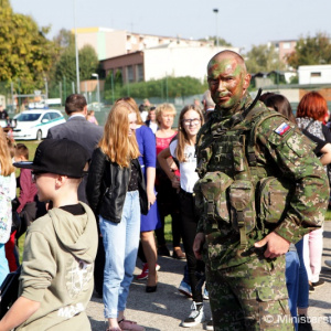 P. Gajdoš: Je dôležité, aby žiaci vedeli ako sa majú zachovať v krízovej situácii, preto vítam podujatia zamerané na brannú prípravu