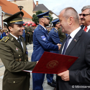 P. Gajdoš: Naším cieľom je, aby naše mladé ozbrojené sily boli aj moderné, v deň ozbrojených síl patrí moje poďakovanie všetkým vojakom