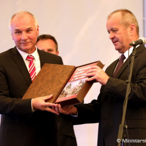 Rekonštrukciu historických udalostí SNP si na Oravu prišiel pozrieť aj minister Gajdoš