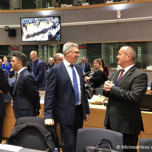 Ministri obrany a zahraničných vecí členských štátov EÚ potvrdili v Bruseli realizáciu novej vlny projektov PESCO