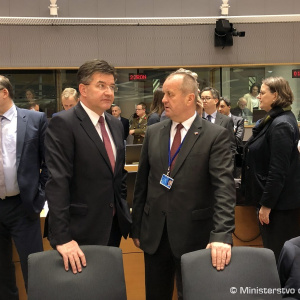Ministri obrany a zahraničných vecí členských štátov EÚ potvrdili v Bruseli realizáciu novej vlny projektov PESCO