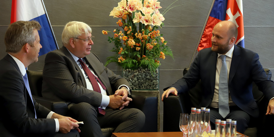 Oficiálna návšteva Henka Cor van der Kwasta na ministerstve obrany