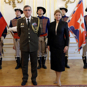 generál a prezidentka