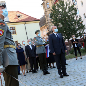 Minister_Jaroslav_Nad_si_uctil_obete_holokaustu