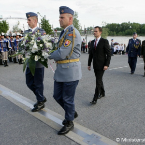 Štátny tajomník M. Koterec si pripomenul výročie smrti M.R. Štefánika