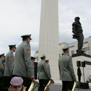 Štátny tajomník M. Koterec si pripomenul výročie smrti M.R. Štefánika