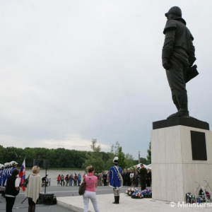 Štátny tajomník M. Koterec si pripomenul výročie smrti M.R. Štefánika