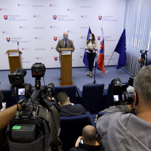 Tlacova_beseda_s_ministrom_obrany