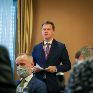 Prezentácia akčného plánu na Globsec (3)