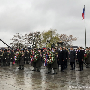 Pred 100 rokmi vznikla Československá republika, v Prahe si túto udalosť spoločne pripomenuli vojaci oboch štátov
