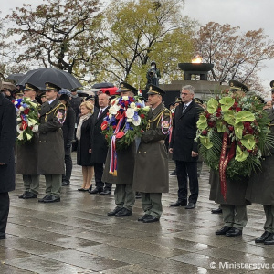 Pred 100 rokmi vznikla Československá republika, v Prahe si túto udalosť spoločne pripomenuli vojaci oboch štátov