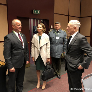 Minister Gajdoš rokoval v Prahe s americkým ministrom obrany J. Mattisom