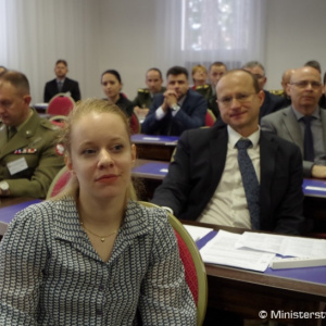 Národná a medzinárodná bezpečnosť a V 4