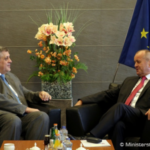 Minister P. Gajdoš rokoval s predstaviteľom GT OSN pre Irak Jánom Kubišom