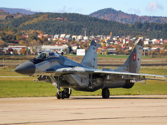 MiG-29  - ilustračná fotografia