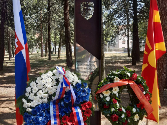 Odhalenie pamätnej tabule pplk. Ľ. Orsagovi v Severnom Macedónsku (7)