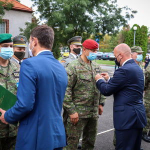 Oceňenie vojakov a civilných osôb za realizáciu evakuácie z Afganistanu (9)