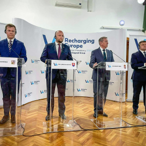 rokovanie ministrov obrany V4 v Maďarsku (11)