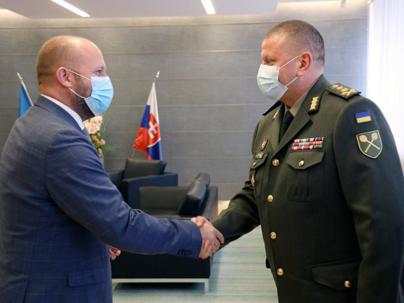 Rokovanie ministra obrany SR J. Naďa s NGŠ OS Ukrajiny (1)