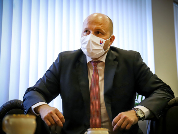 Minister obrany SR Jaroslav Naď - ilustračná fotografia