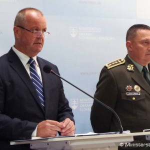 P. Gajdoš: Prijmeme všetky možné opatrenia, aby sme profesionálnym vojakom zamedzili pôsobiť v Slovenských brancoch, vrátane personálnych