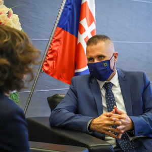 Rokovanie štátneho tajomníka M. Majera s veľvyslankyňou Španielskeho kráľovstva v SR L. Arribalzaga Ceballos (4)