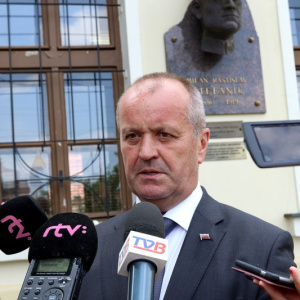 Minister Gajdoš si v Košariskách pripomenul 138. výročie narodenia gen. M. R. Štefánika