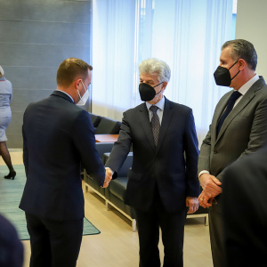 Rokovanie generálneho tajomníka P. Kozáka s rumunským princom Raduom (2)