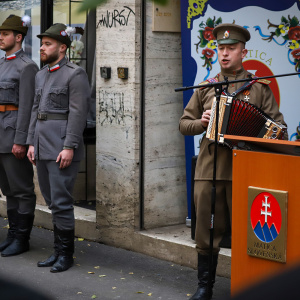 Slávnostné odhalenie tabule venovanej Slovákom v čs. légiách (6)