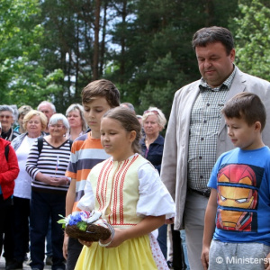 Minister Gajdoš si pod Muránskym hradom uctil pamiatku obetí 2. svetovej vojnyMinister Gajdoš si pod Muránskym hradom uctil pamiatku obetí 2. svetovej vojny