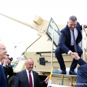 Minister Gajdoš otvoril Medzinárodný veľtrh obrannej techniky IDEB, prezentuje najmodernejšie produkty zbrojárskeho priemyslu