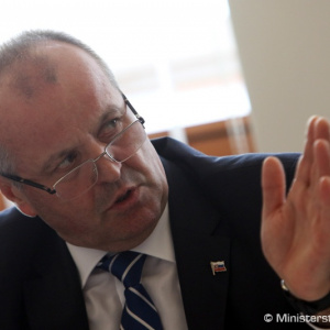 Medzinárodný tender na 3D radary končí, ministerstvo obrany ich chce obstarať formou vláda - vláda