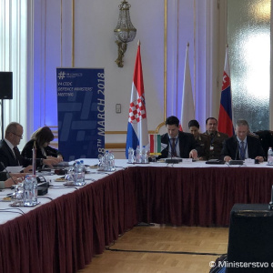 Ministri obrany CEDC: Stredná Európa je v téme bezpečnosti jednotná