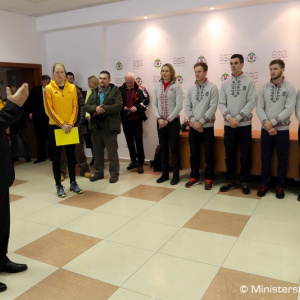 Minister Gajdoš odovzdal zlatej Anastasii Kuzminovej sľúbené prekvapenie, s celou rodinou si oddýchne v kúpeľoch