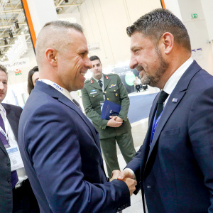 IKE9A1004