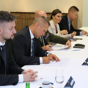 Zasadnutie Riadiaceho výboru pre koordináciu spolupráce SR a ČR v oblasti obrany, Praha (3)