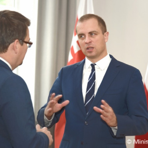 Štátny tajomník R. Ondrejcsák rokoval s podtajomníkom ministerstva národnej obrany Poľska T. Szatkowskim