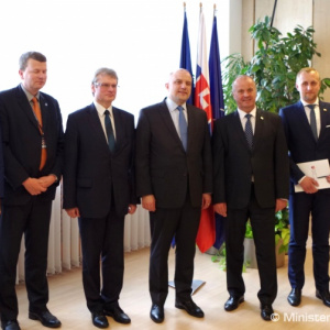Minister Gajdoš rokoval s estónskym ministrom obrany Jürim Luikom