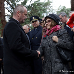 Legende boja proti fašizmu generálmajorovi Schwarzovi prišiel na poslednú rozlúčku vzdať hold aj minister Gajdoš